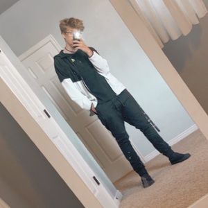 Meet your Posher, Nathan